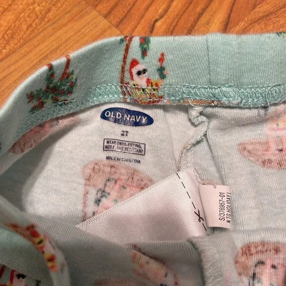 Old Navy Christmas Pajamas - Picture 5 of 7